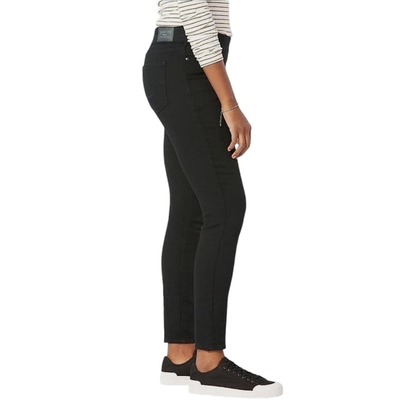NEW Levi's Gold Totally Shaping Black Pull-On High Rise Skinny Jeans W33 L28 - Picture 10 of 10